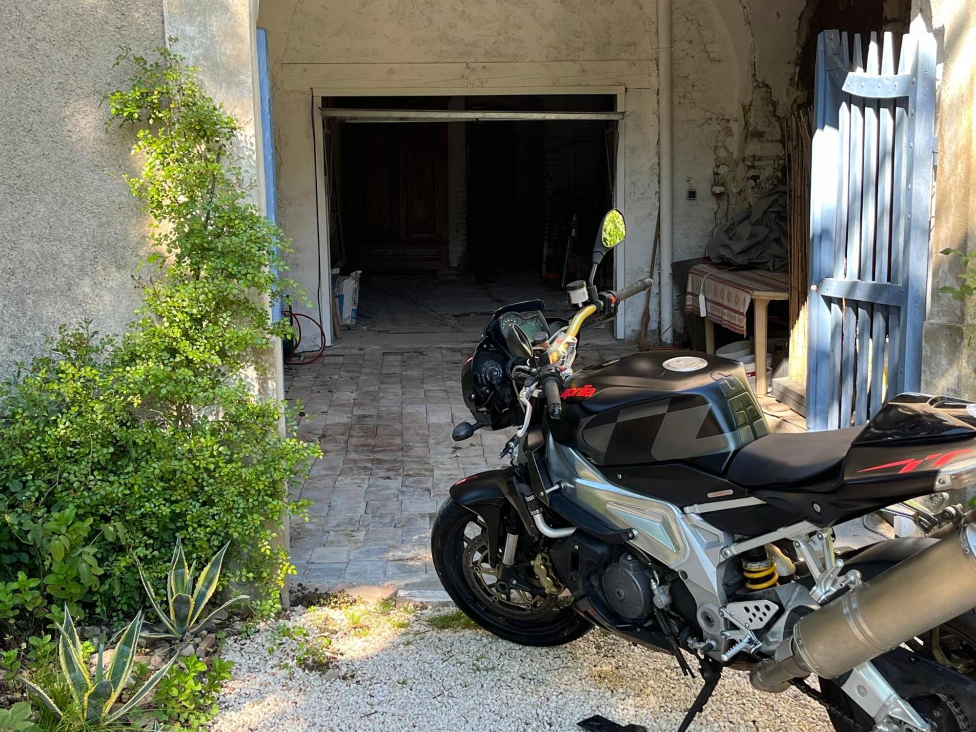 Les Dames De Saint Florent Exterior photo
